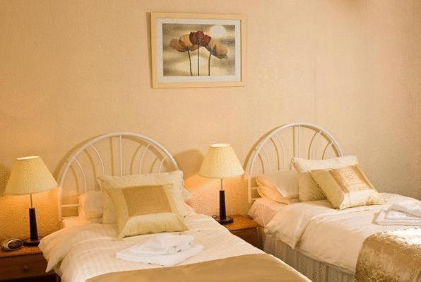 Tor Dean Guest House トーキー 部屋 写真
