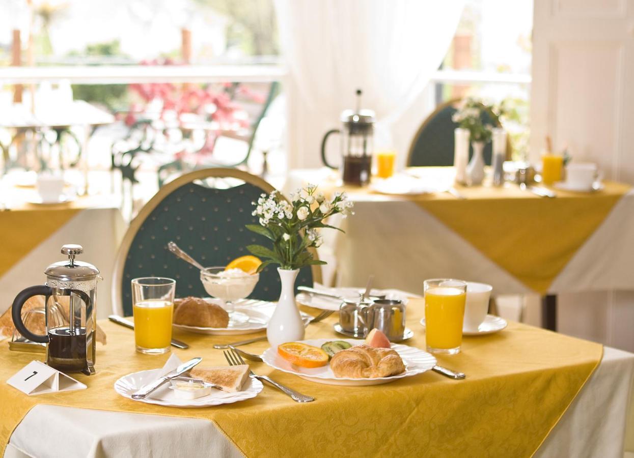 Tor Dean Guest House トーキー エクステリア 写真